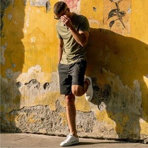 PROOF Huckberry Nomad Short - 7” Meteorite Black Sz 33